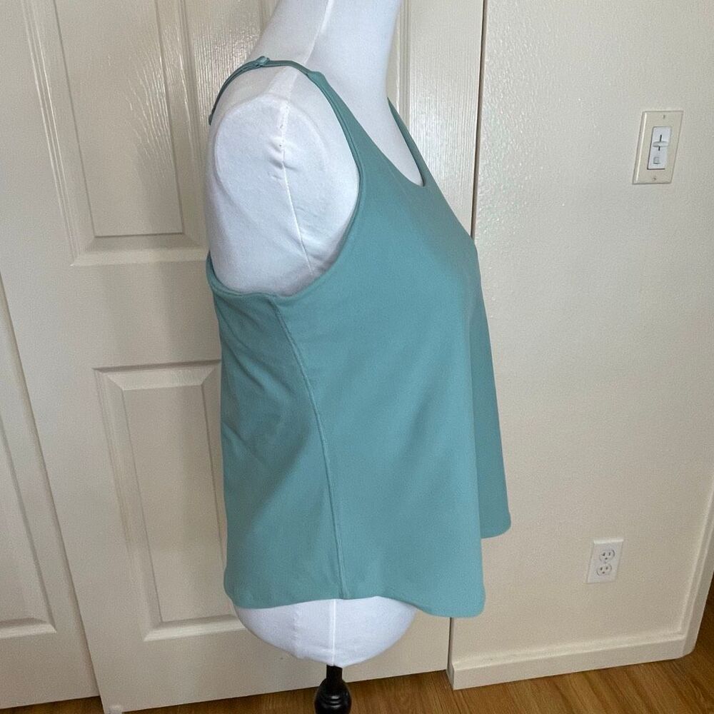 Old Navy PowerLite LYCRA ADAPTIV Racerback Tank Top Workout Tank All The Waves S - Picture 3 of 8